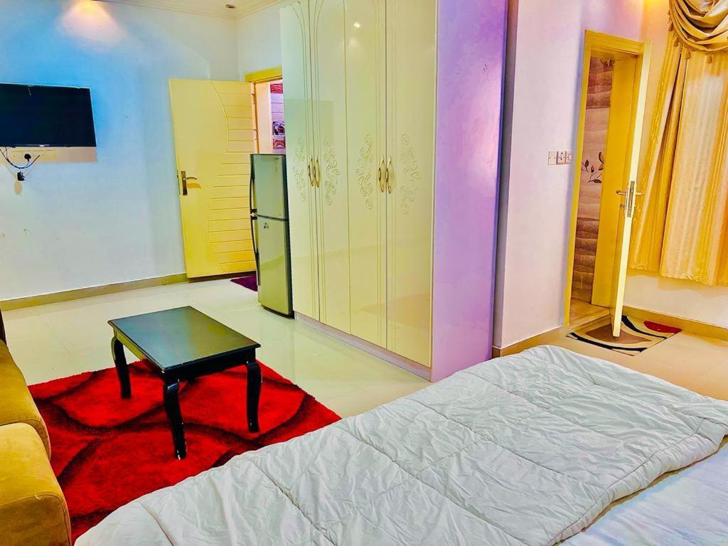 Al Tharya Furnished Apartments Awqad Bayt Fadil Exterior foto